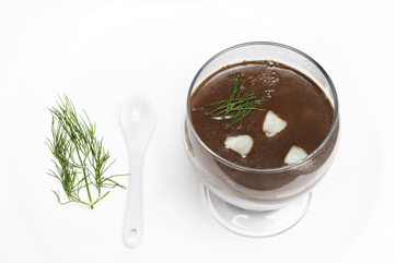 Chocolate a la Taza y Ajo Spring Blanco