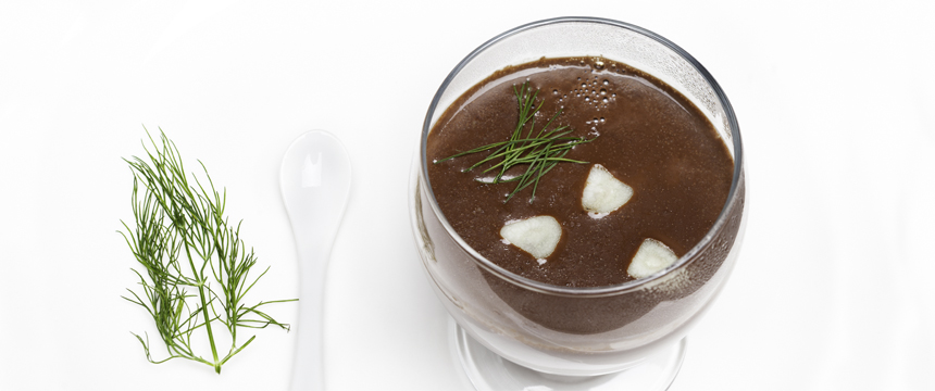 Chocolate a la Taza y Ajo Spring Blanco