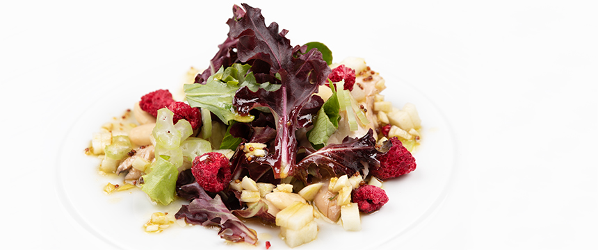 Ensalada de Perdiz Escabechada Con Ajo Blanco