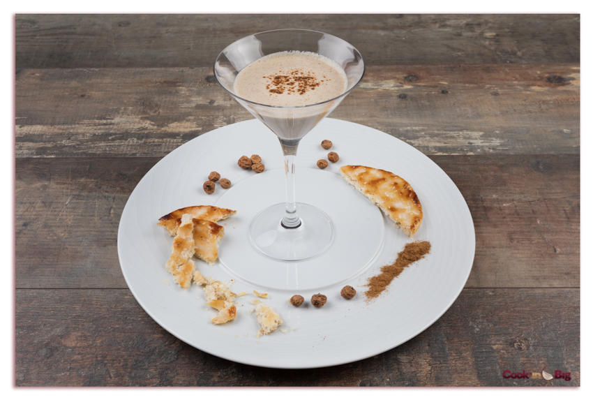 Horchata de Chufa Fresca con Ajo Blanco