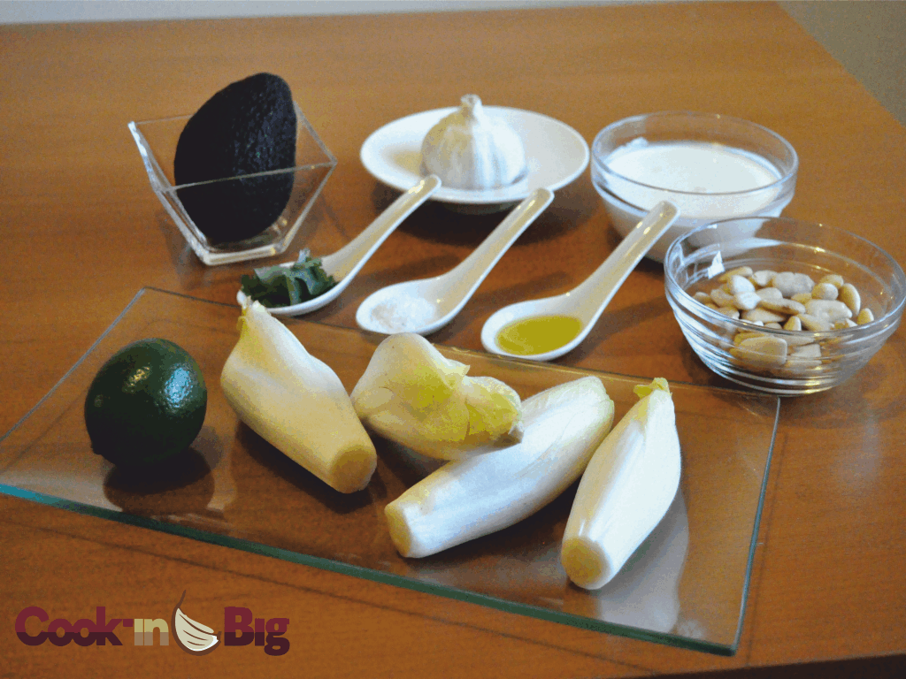 Ingredientes Receta Ensalada de Endivias y Aguacate con Ajoblanco