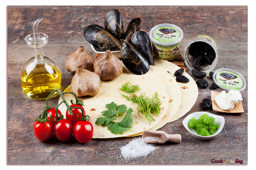 Ingredientes Taquito Marinero con Ajo Negro.